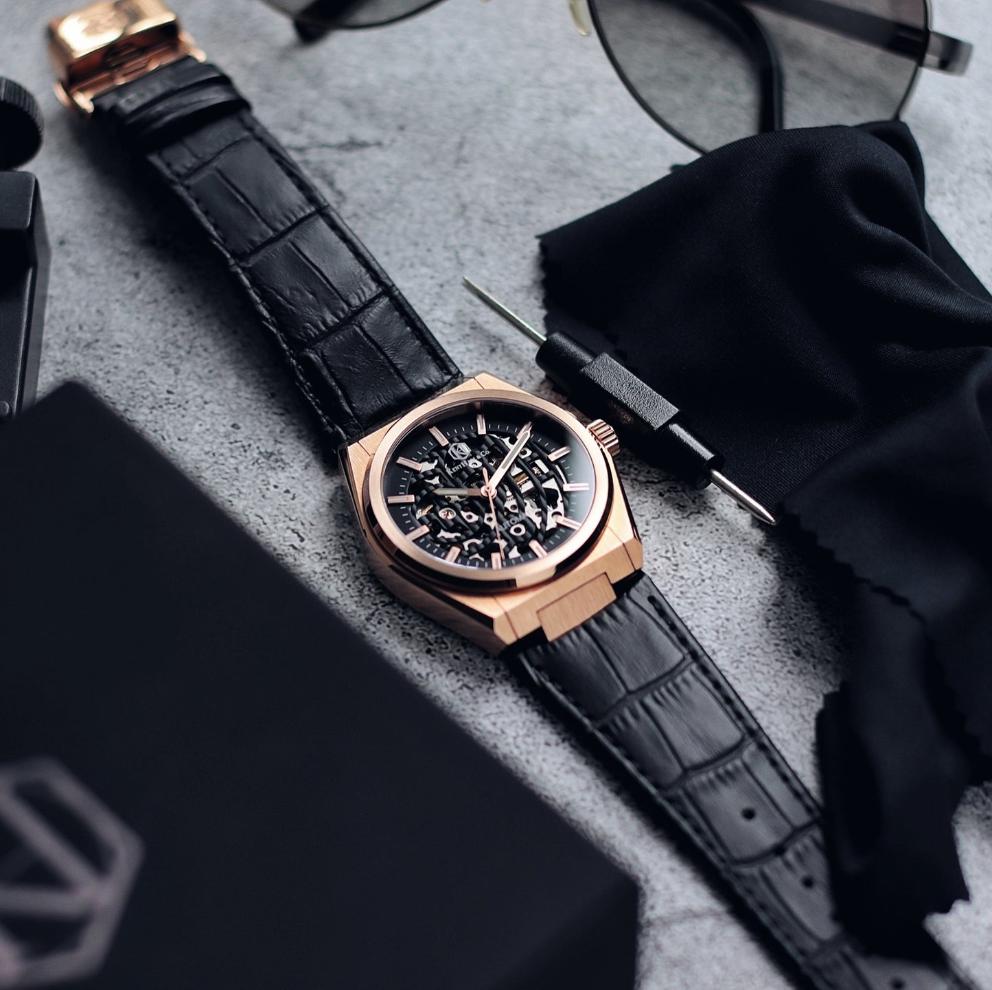 Aurelia - Black Leather