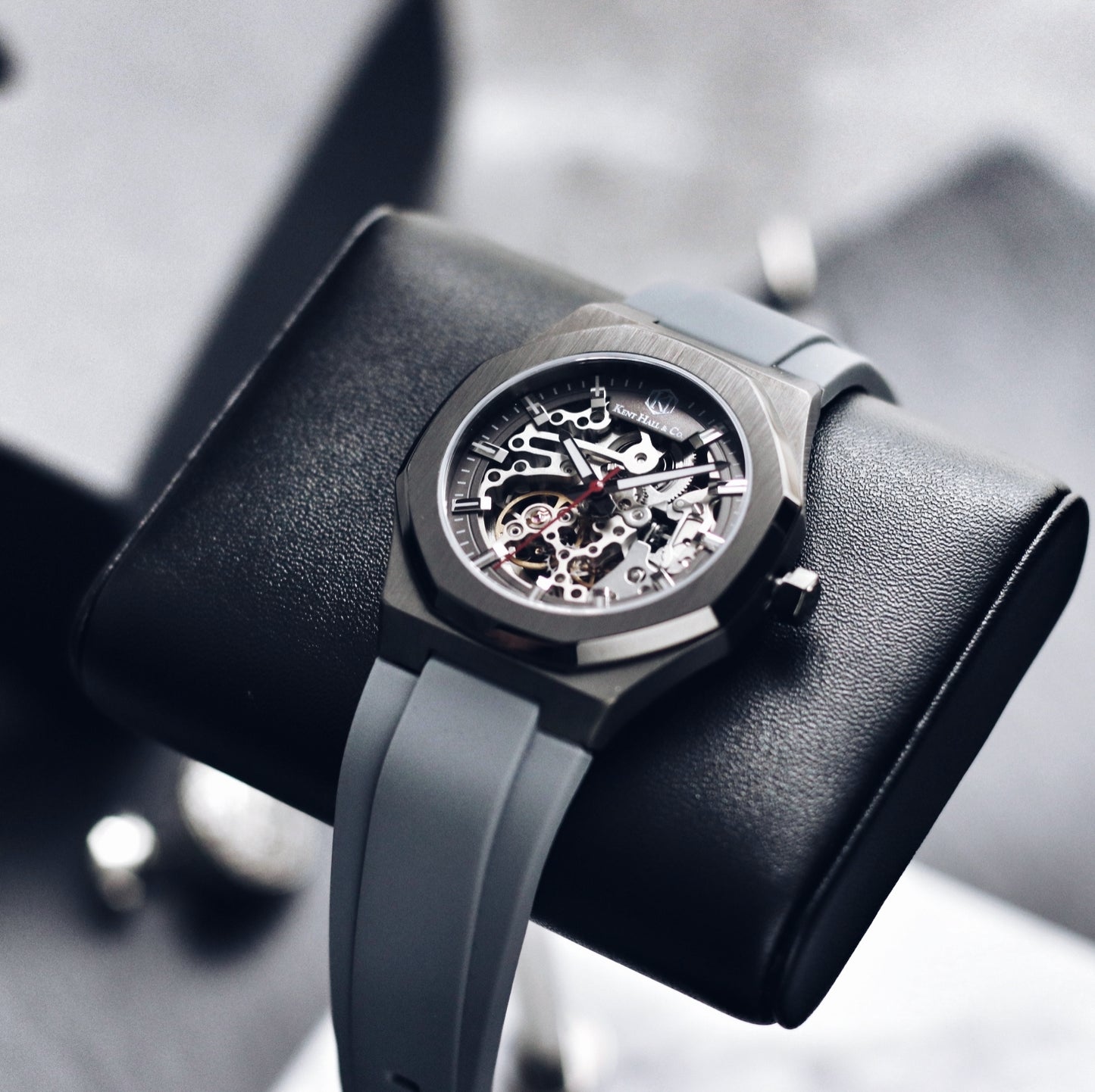 Gunmetal (Grey Silicone)