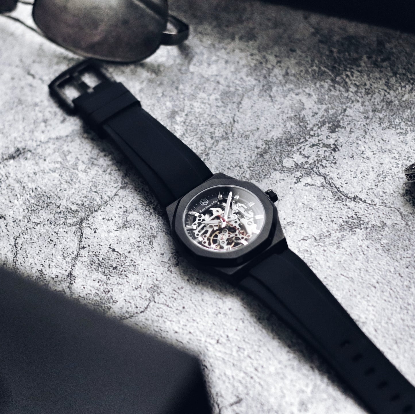Phantom (Black Silicone)