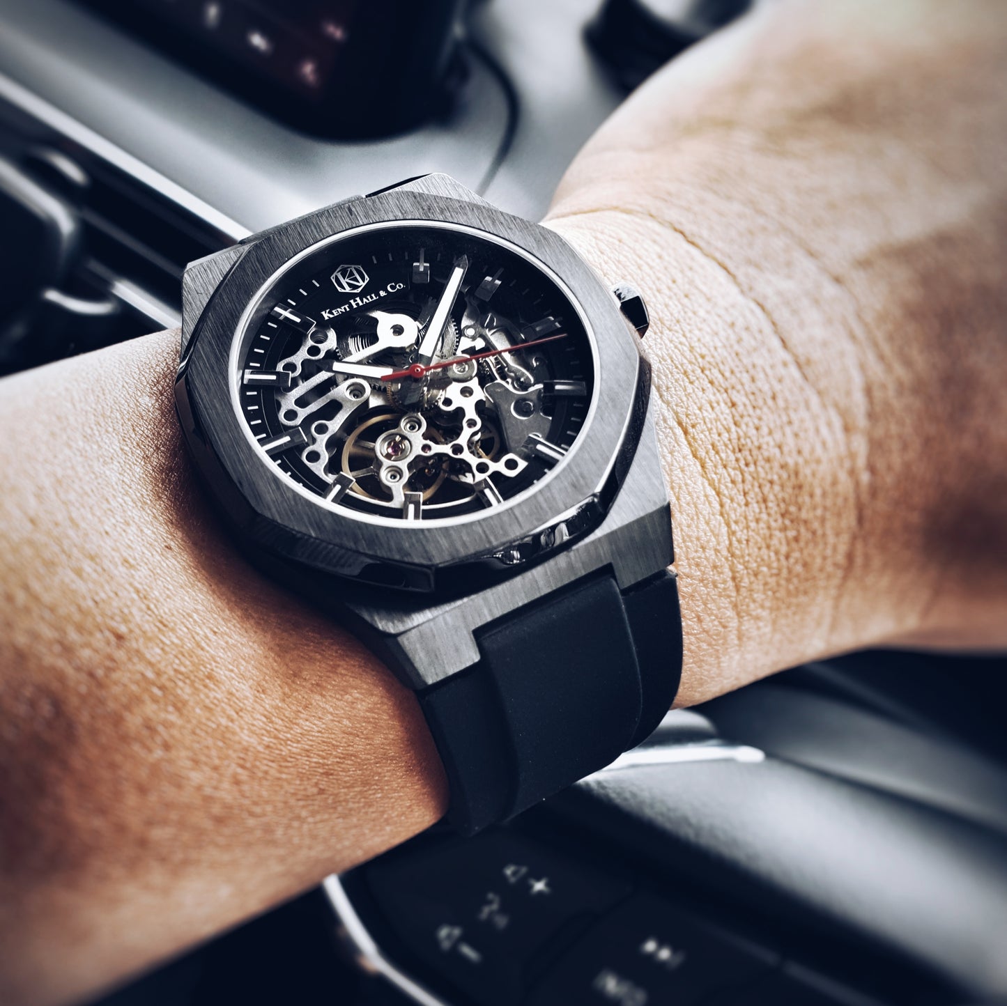 Phantom (Black Silicone)
