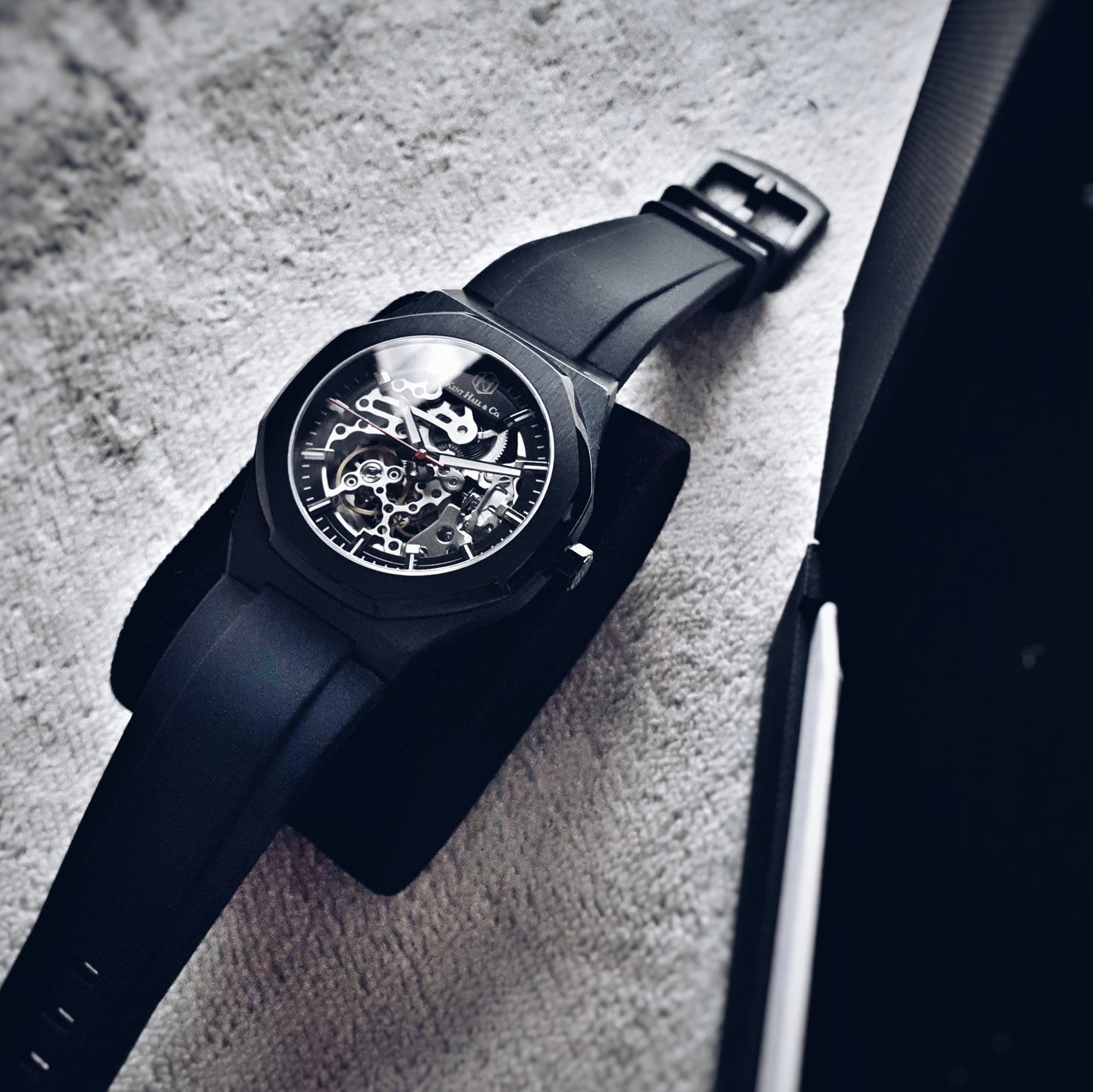 Phantom (Black Silicone)